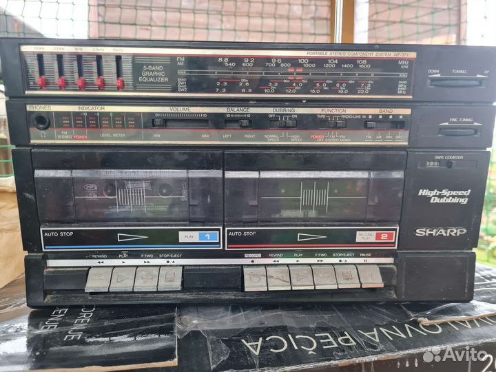 Кассетный магнитофон sharp и видеомагнитофон supra