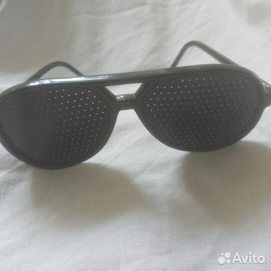 Очки перфорационные для зрения