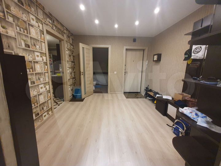 2-к. квартира, 80 м², 2/5 эт.