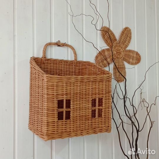 Плетеная корзина для игрушек. Подвесная корзина