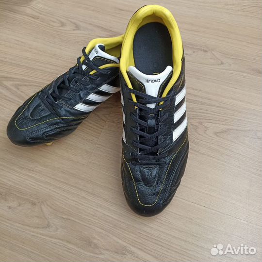 Мужские бутсы Adidas 11Nova