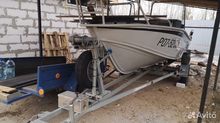 Лодка Беркут M-DC с мотором Хонда 90л.с. + прицеп
