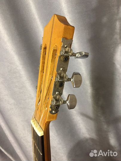 Акустическая гитара бу