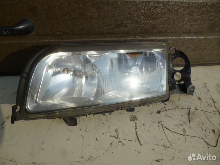 Фара левая Вольво S80 Фара бу