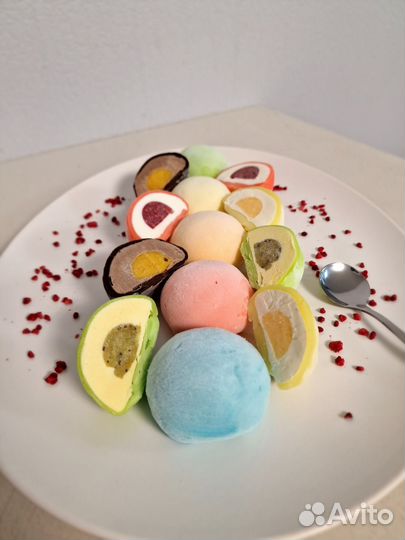 Японский десерт моти