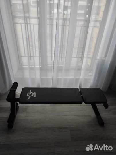 Скамья для жима универсальная, компактная