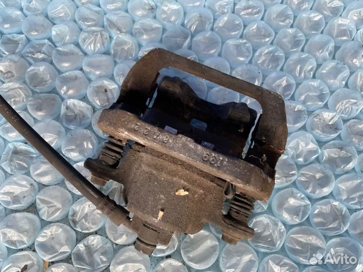 Суппорт задний левый Honda Odyssey RL3 J35A7 2008