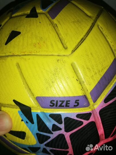 Футбольный мяч профессиональный Select