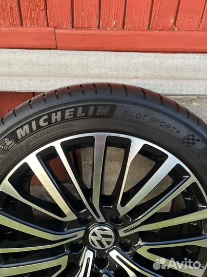 Диски на volkswagen Мультиван r17