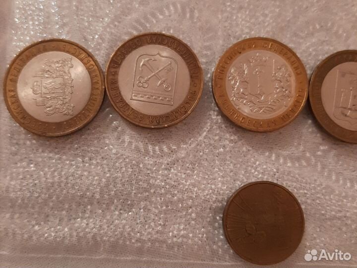 Юбилейные монеты 10