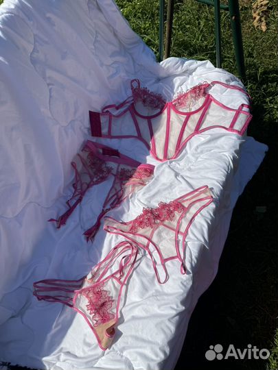 Розовый комплект Incanto