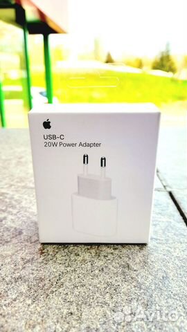 Блок для зарядки iPhone 20W