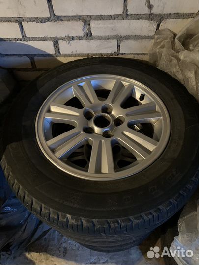 Комплект из 4х колес r16 на Outlander, c-crosser