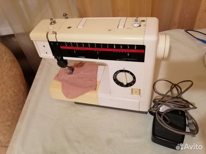Швейная машинка brother