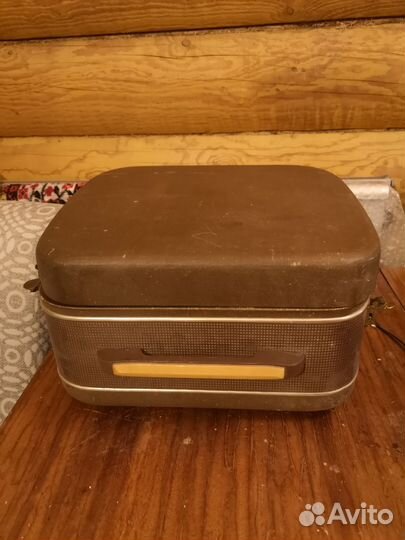 Катушечный магнитафон Комета мг-201