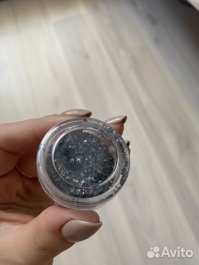 Для дизайна ногтей