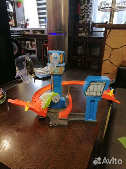 Трек Хот вилс самолёт