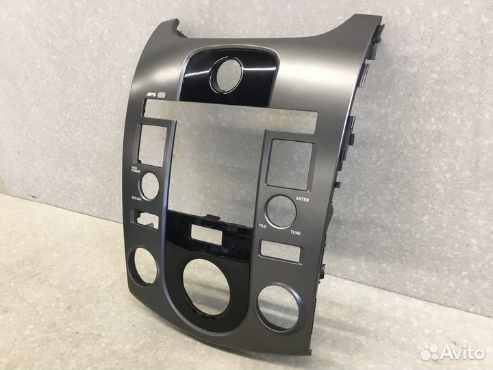 Рамка магнитолы Kia Cerato 2009-2013