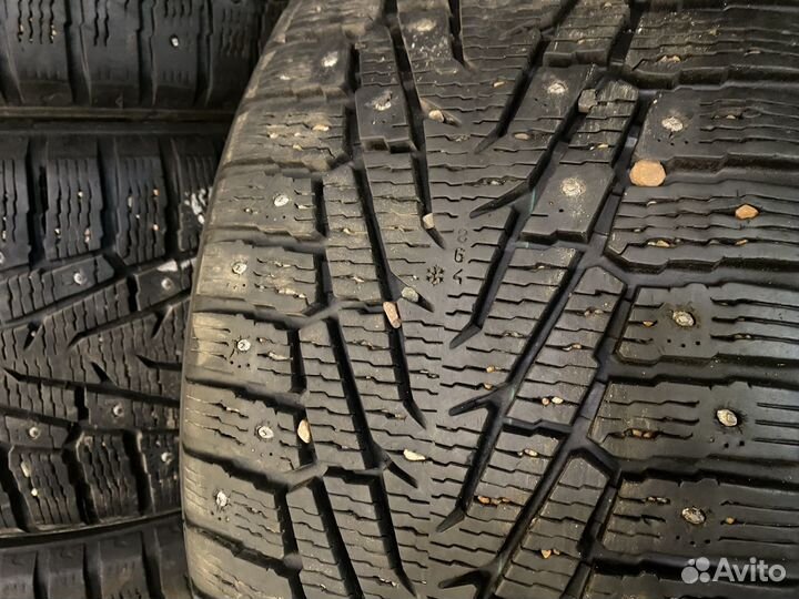 Nokian Tyres Hakkapeliitta 7 SUV 275/40 R20 106T