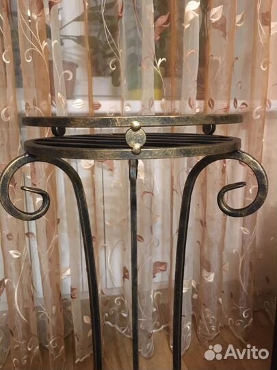 Подставка для цветов напольная,ручная ковка,новая
