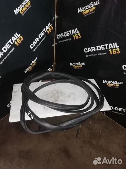 Уплотнитель передней двери вольво xc60