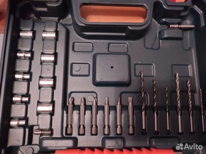 Аккумуляторная дрель шуруповерт makita