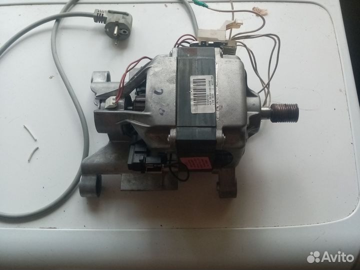 Запчасти от стиральной машины Zanussi