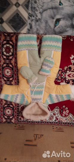 Отдам бесплатно детские вещи на девочку за тортик
