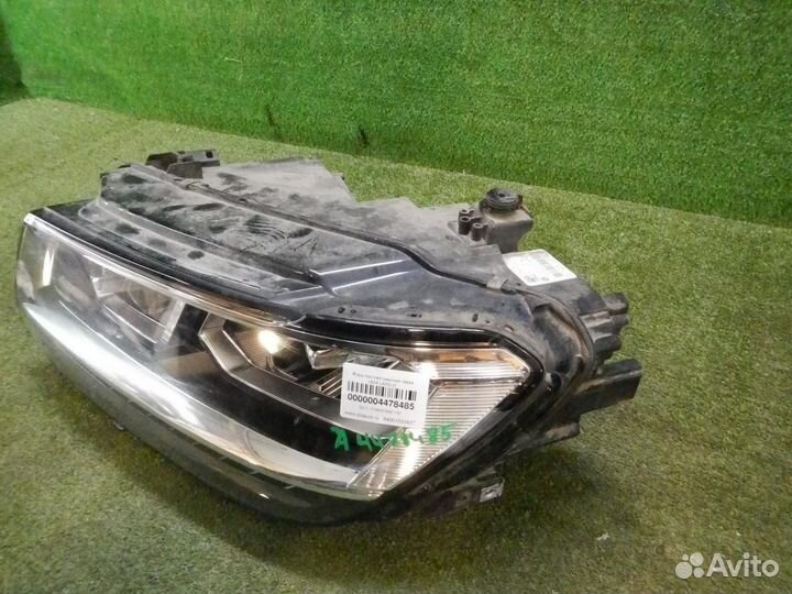 Фара левая Volkswagen Tiguan