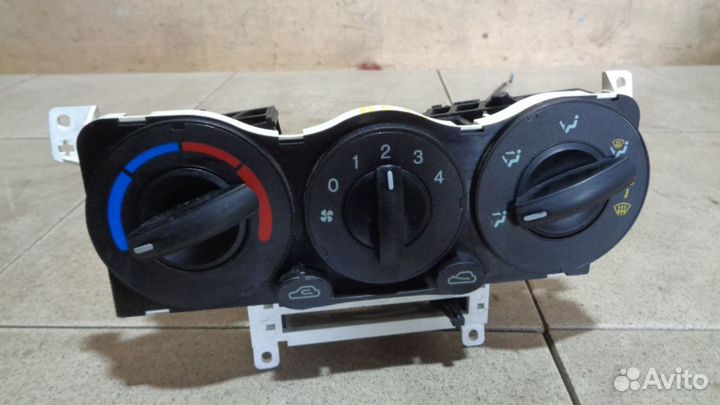 Блок управления отопителем (печкой) Hyundai Getz