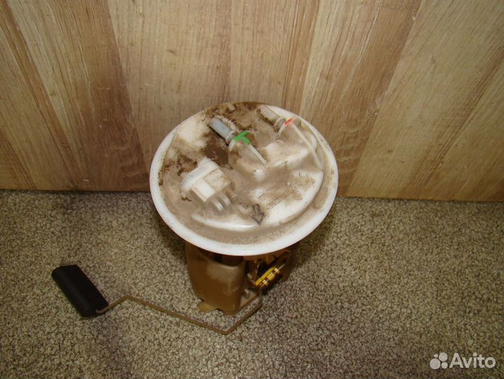 Насос топливный Renault Symbol 1