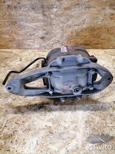 Редуктор задний Mersedes V Class W639 3.5 272.978