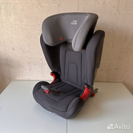 Детское автокресло 15 до 36 кг britax romer kidfix