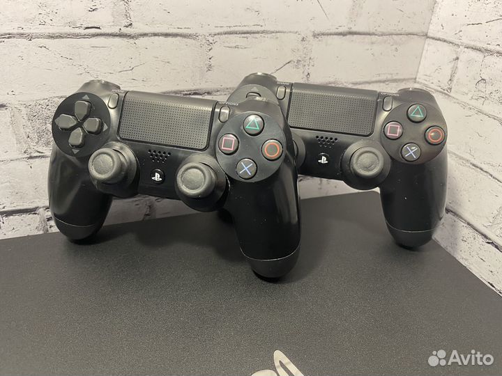Игровая приставка Sony PS4 Pro 1000гб