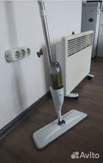 Швабра с распылителем новая
