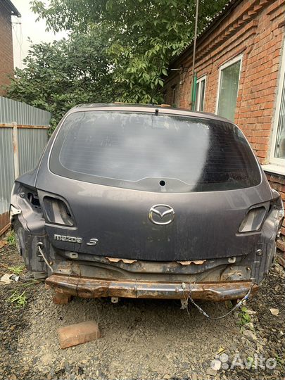 Автомобиль на разбор mazda 3BK 2008 года