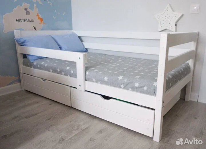 Белые подростковые кровати