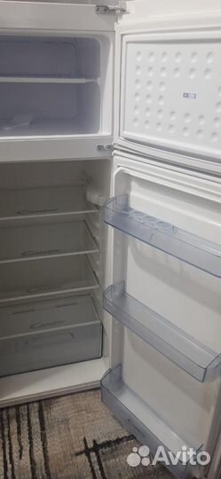 Холодильник Candy ctsa 5143W