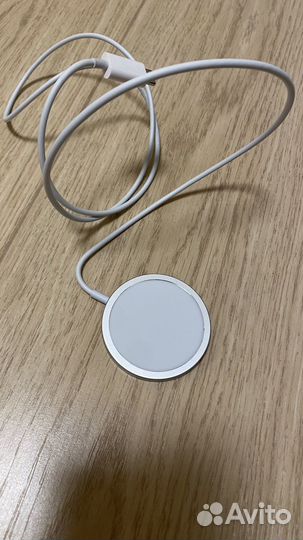 Apple magsafe charger бесповодная зарядка