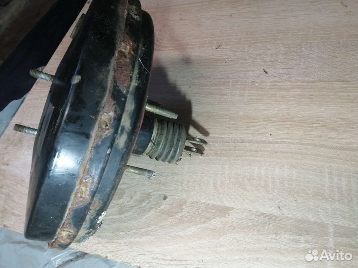 Вакуумный усилитель тормозов Ford Focus 1