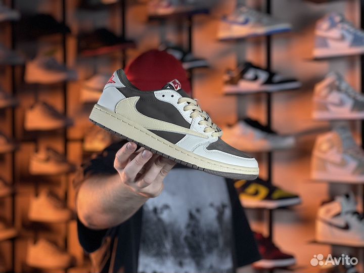 Кроссовки Nike Air Jordan 1 Low x Travis Scott 