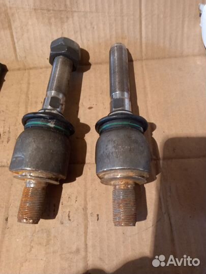 Шарнтрный наконечник рулевой тяги