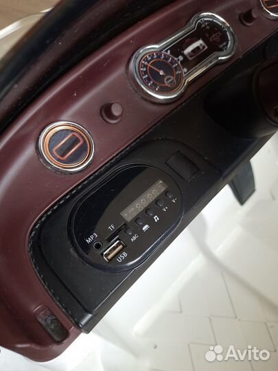 Электромобиль детский с пультом управления