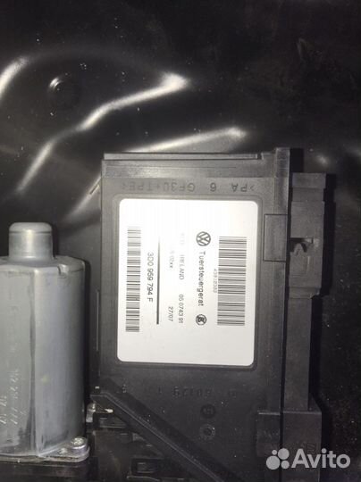 Моторчик стеклоподъемника Volkswagen Touareg 4.2