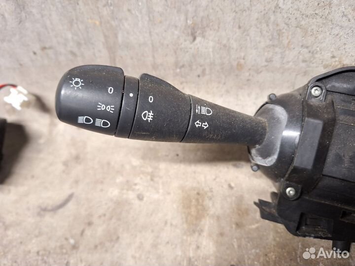 Подрулевой переключатель Renault Sandero 2 Logan 2