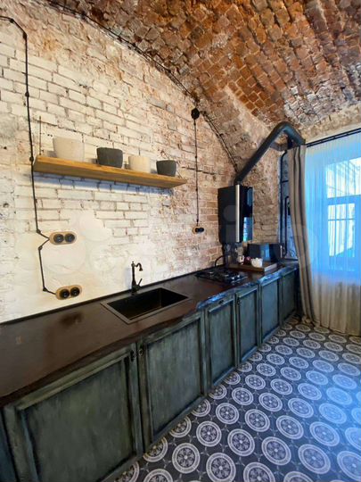 2-к. квартира, 113 м², 1/2 эт.