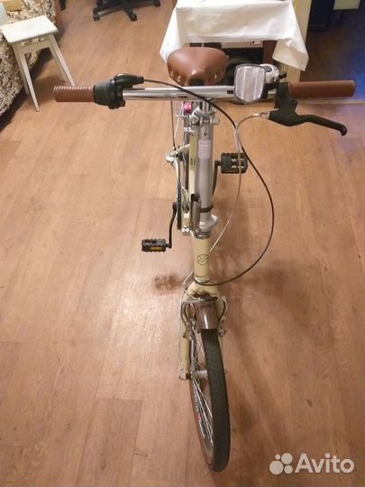 Велосипед Novatrack Aurora 20