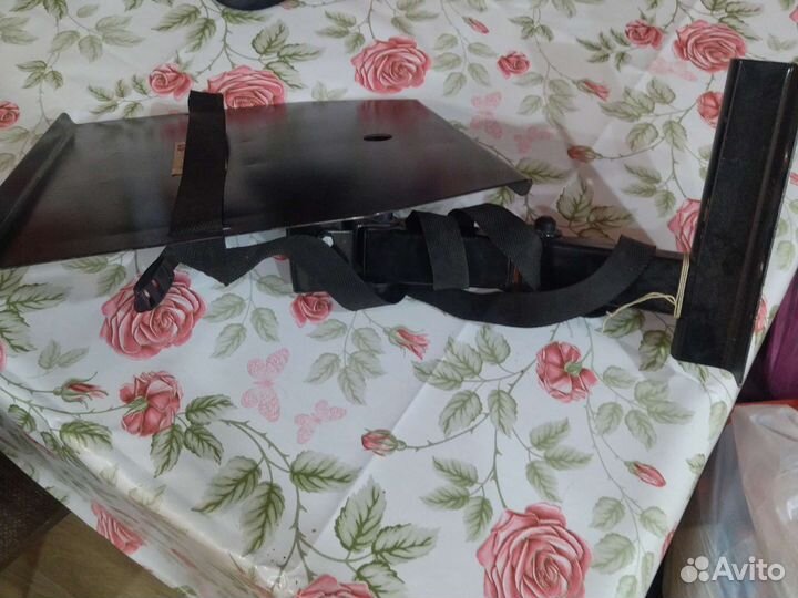 Кронштейн для телевизора поворотный на стену 25 кг