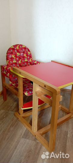 Стульчик для кормления