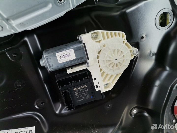 Стеклоподъемник для Volkswagen Passat 6